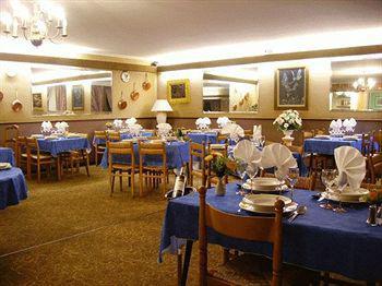 Hotel Restaurant Du Tourisme Latronquiere Bagian luar foto